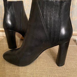 Vince Camuto Bootie